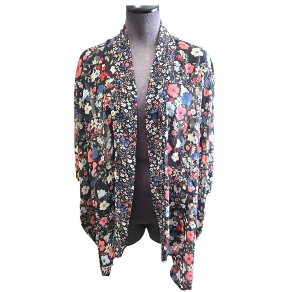 EC JESSICA SIMPSON MATETNITY SHEER KIMONO OSFM